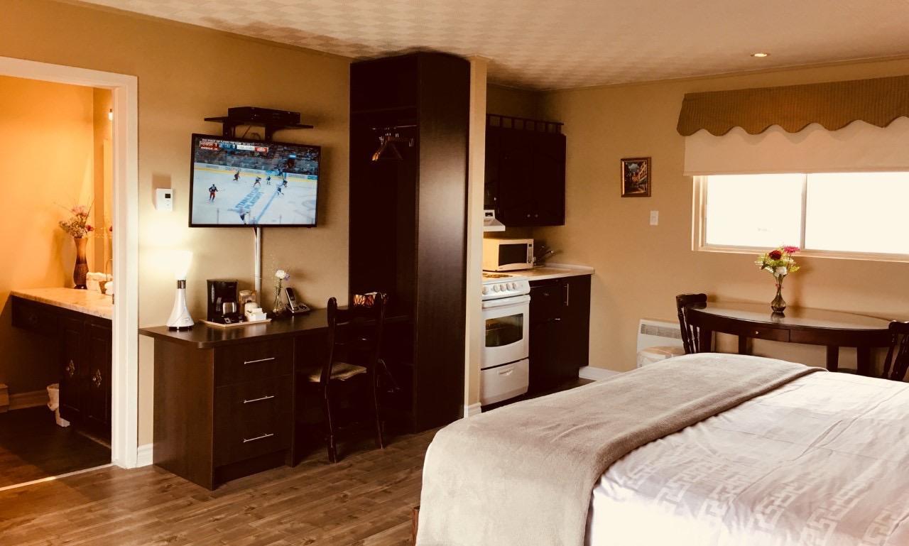 Au Doc Motel Repentigny Eksteriør billede